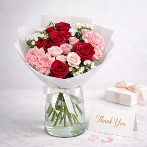 Elegant Red & Blush Rose Bouquet in Vase (Premium Gift Arrangement)